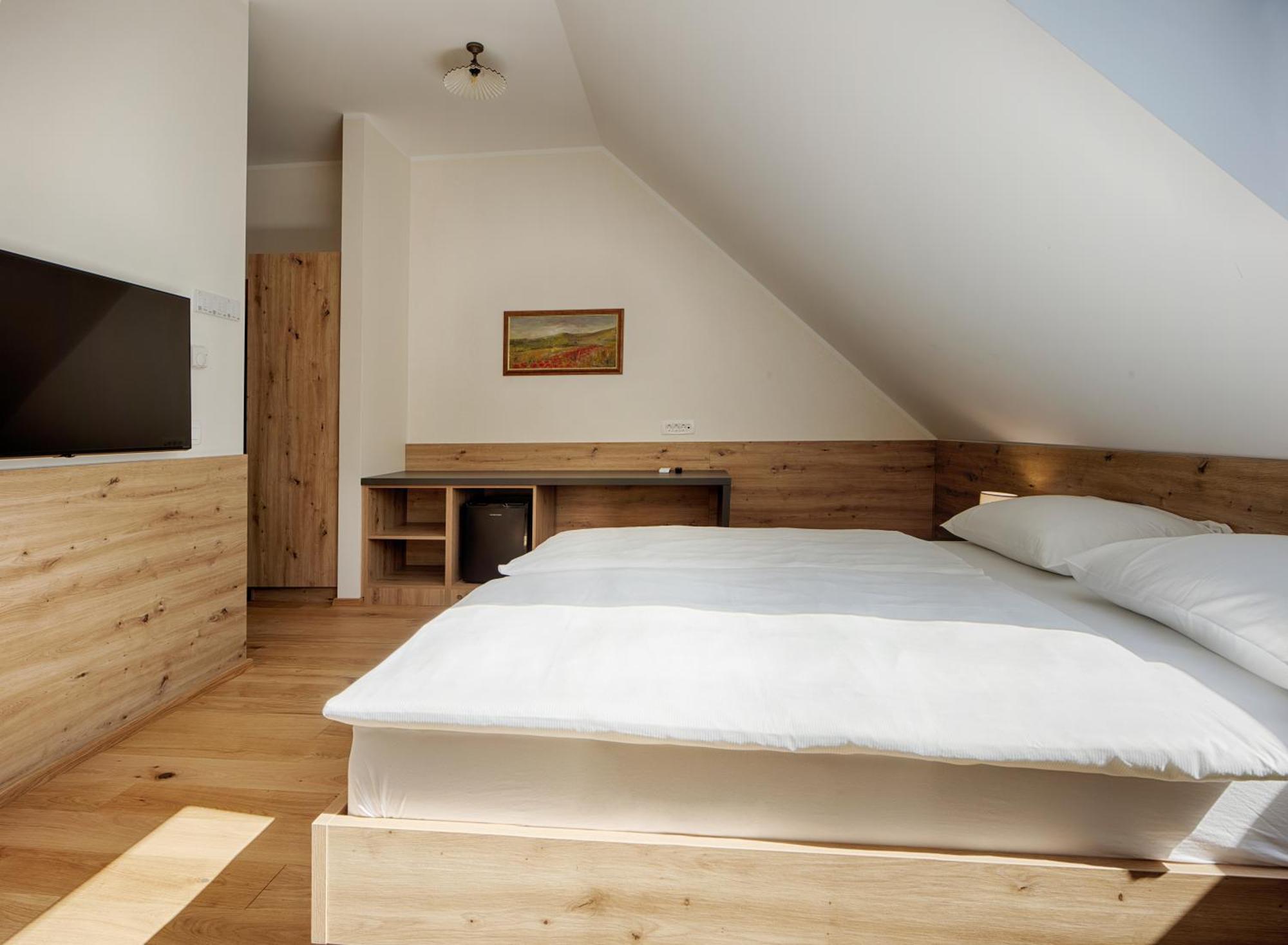 Guesthouse Tursic 瓦赫尼卡 外观 照片